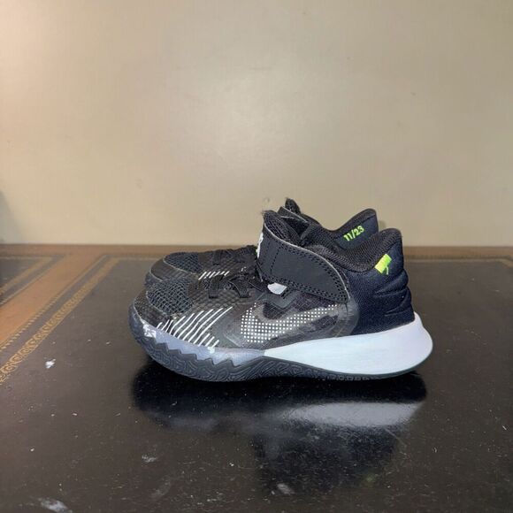 Nike Kyrie Flytrap 5 Anthracite Black DD0339-002 Ps Preschool Size 11C - Picture 3 of 5